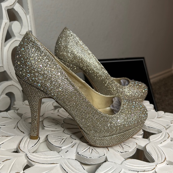 Round Toe champagne Glitter Mesh Rhinestone Studded Low Platform Pump Heel ✨ - Picture 8 of 12